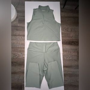 Abercrombie & Fitch active wear